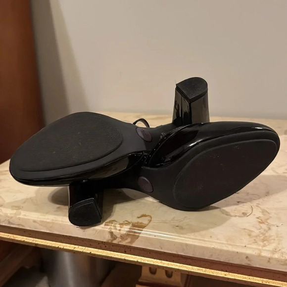 Me Too black heels size 7.5 - Picture 5 of 5